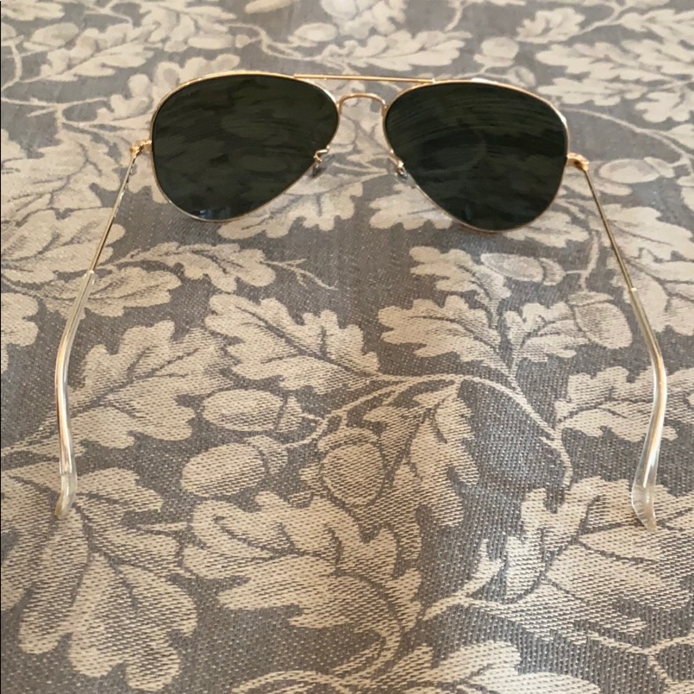 Ray-Ban Aviators - Picture 4 of 7